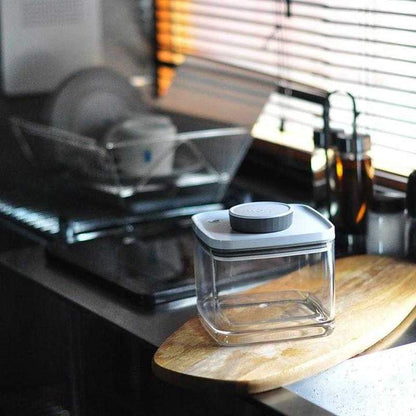 Turn-N-Seal Vacuum Storage Canister